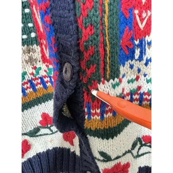 Vtg Casual Corner Womens Embroidered Cardigan Christmas Sweater Size M Knit - Picture 8 of 10